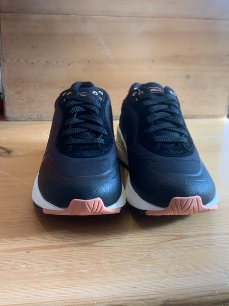**Limited** Dakine Women's GROOVE Sneakers