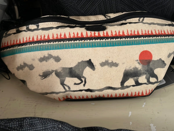 PISTIL Day Tripper Hip Pack